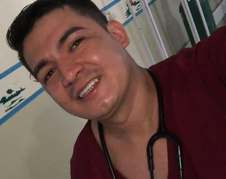 Muito querido por todos, Jailson cursou medicina na Bolívia, profissão que exercia no Amapá desde dezembro de 2021, após conquistar a revalidação do diploma (Foto: Reprodução/Redes sociais)
