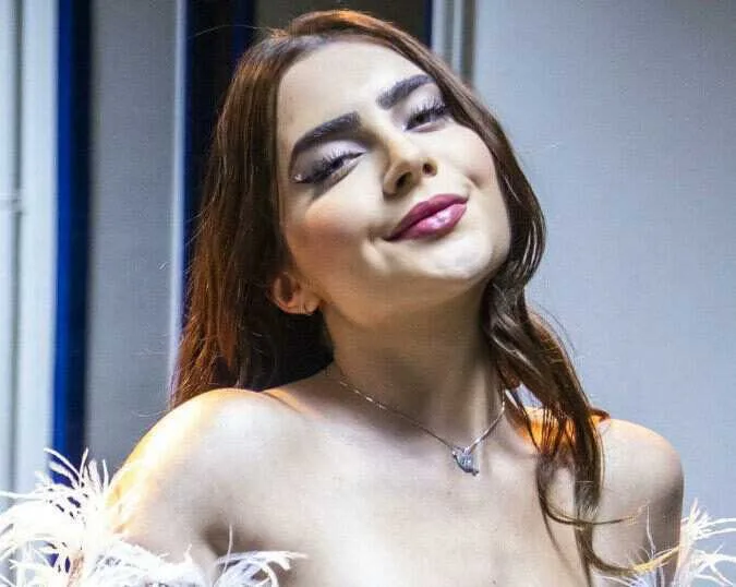Jade Picon faz provocação em post: Se vai me copiar, pelo menos faça direito