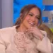 Jennifer Lopez compartilha primeira foto de seu casamento com Ben Affleck