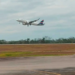 Em Rio Branco, avião “balança” com ventos fortes e piloto tem que arremeter; veja o vídeo