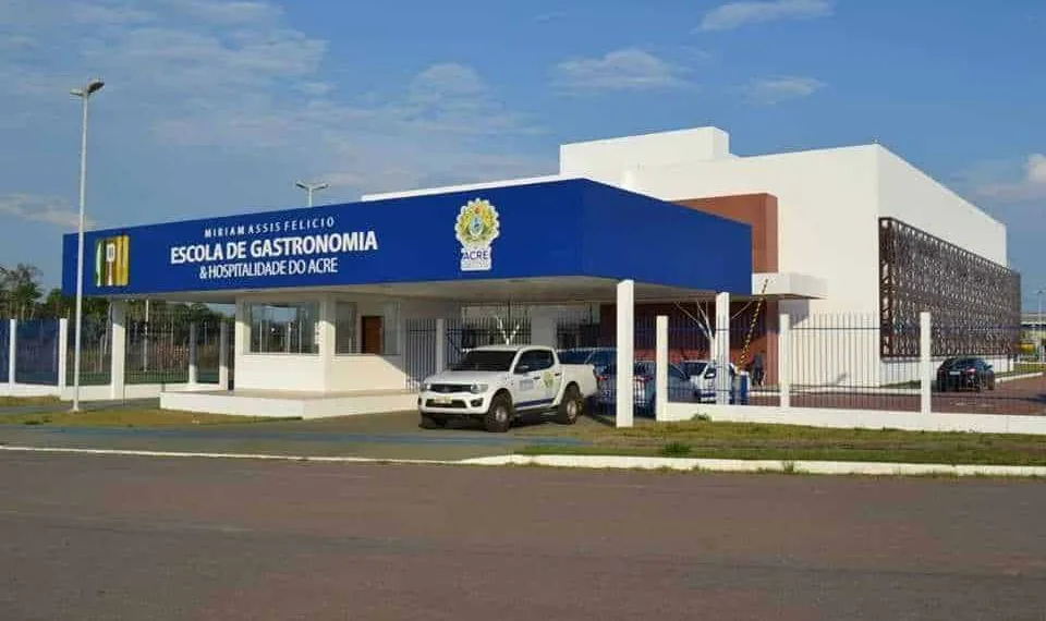 Ieptec abre vagas para profissionais das áreas de Nutrição e Línguas