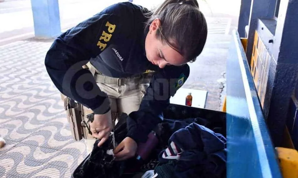 Acreana é presa no Mato Grosso transportando nove quilos de pasta base de cocaína