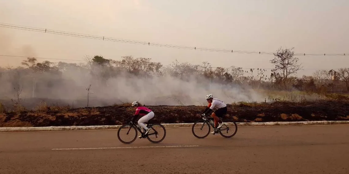 Fotógrafo acreano registra impacto das queimadas na capital: 'Rio Branco defumada'