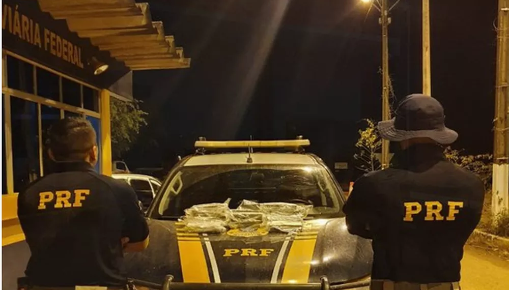 Homem é preso com mais de 7 quilos de maconha escondidos em tanque de combustível de carro