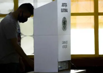 Eleitores devem estar atentos para não cometer infrações no dia da votação
