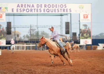 prova dos 3 tambores cavalos expoacre