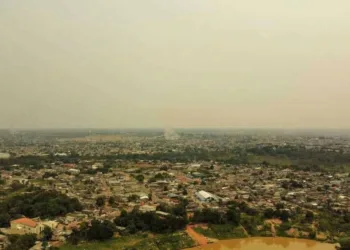 Acre tem novembro atípico com chuvas abaixo da média, altas temperaturas e qualidade do ar ruim