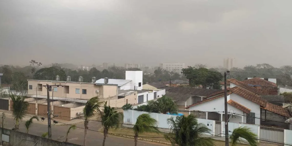 Defesa Civil de Rio Branco alerta sobre os cuidados que devem ser adotados antes e durante temporais