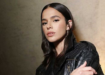 Bruna Marquezine afirma ter precisado de terapeuta após o termino com Neymar