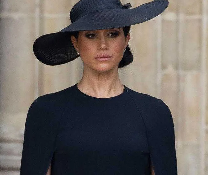 Meghan Markle teria pedido encontro à sós com Rei Charles III, afirma repórter