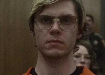 Irmã de vítima de Jeffrey Dahmer reclama da série Netflix: “Apenas ganância”