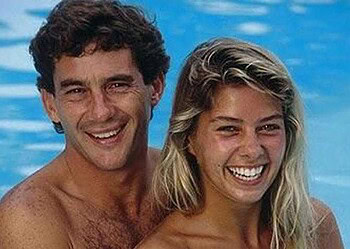 Adriane Galisteu apresenta 'A Fazenda' usando presente de Ayrton Senna: 'Meu querido'