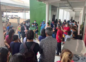 Defensoria Pública realiza mutirão para atender famílias que foram obrigadas a desocupar área em Rio Branco