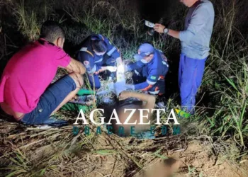 Motorista de caminhonete atropela motociclistas na AC-10 e foge sem prestar socorro