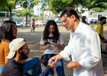 Roberto Duarte defende que jovens de 16 anos possam tirar a carteira de motorista