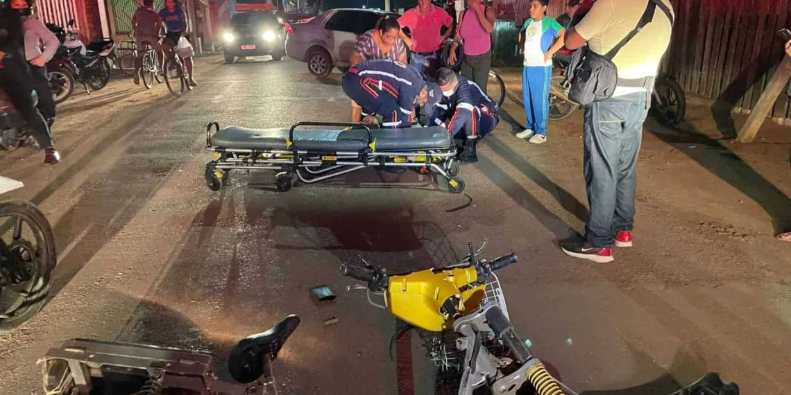 Idoso de 76 anos fica ferido após acidente envolvendo uma moto e bicicleta motorizada em Rio Branco