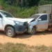 Cinco ficam feridos em acidente envolvendo carros escolares