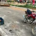 Motociclista é atingido por retroescavadeira e morre em hospital no interior do Acre