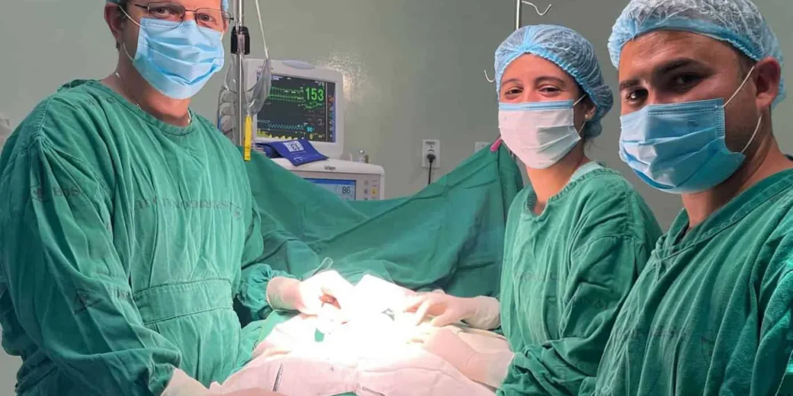 Criança de apenas 22 dias de vida passa por cirurgia rara no Acre