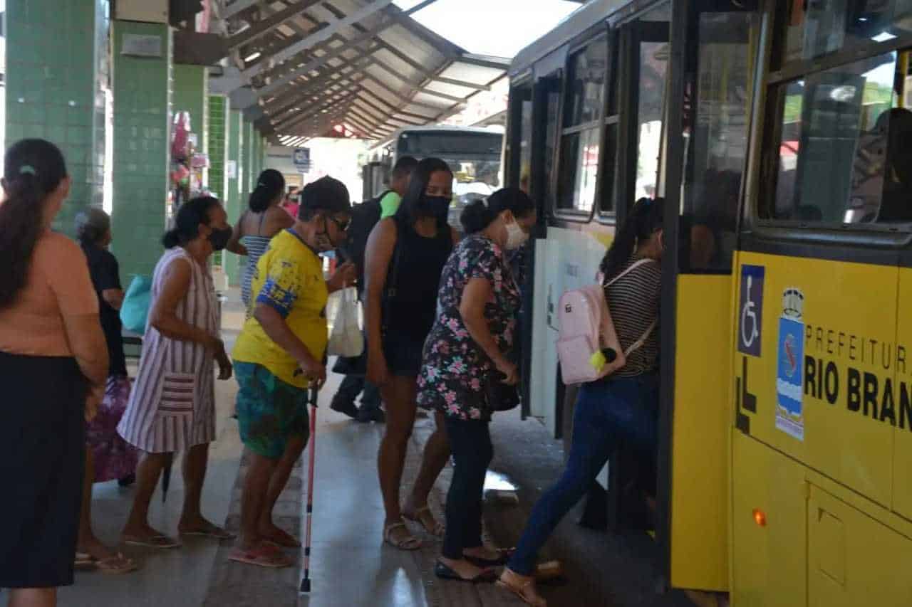 Crise no transporte público de Rio Branco: entenda o impasse entre