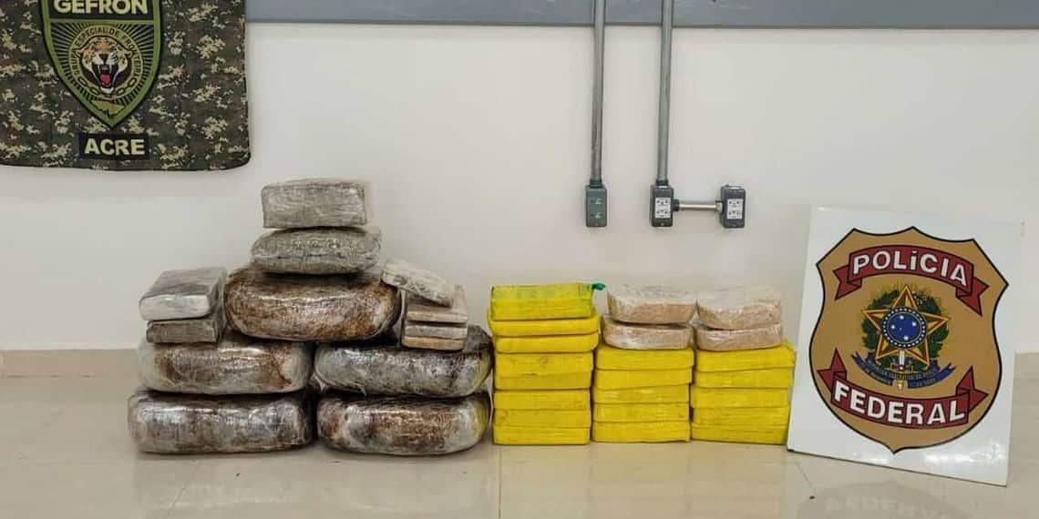 Homem é preso com quase 40 quilos de drogas em BR no interior do Acre
