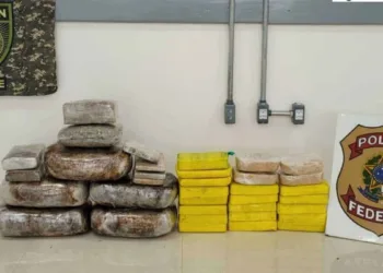 Homem é preso com quase 40 quilos de drogas em BR no interior do Acre