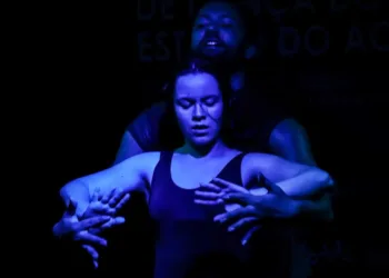 Espetáculo de dança é levado de forma gratuita a escolas públicas de Rio Branco