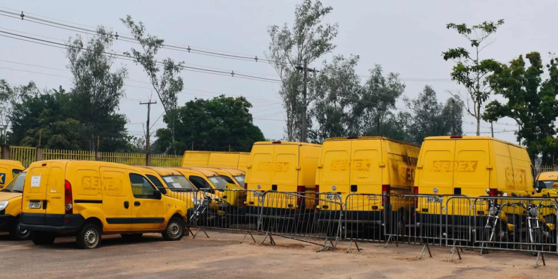 Correios realizam leilão de 39 lotes de carros e motos em Rio Branco