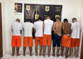 Mais sete são presos por tentativa de homicídio de grupo que se abrigou em delegacia no Acre