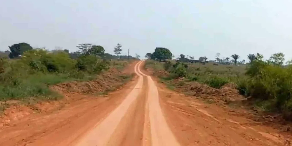 Homem tenta matar patrão a golpes de terçado no interior do Acre