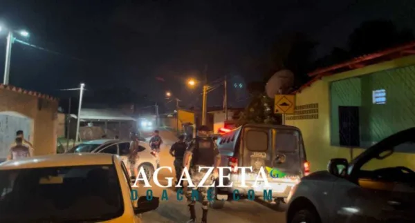Grupo invade casa em tentativa de assalto e acaba fugindo pela mata com a chegada da PM, na capital