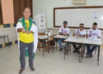 Bocalom vota em Rio Branco