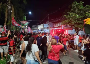 Em vitória histórica de Lula, militância do PT no Acre vai às ruas