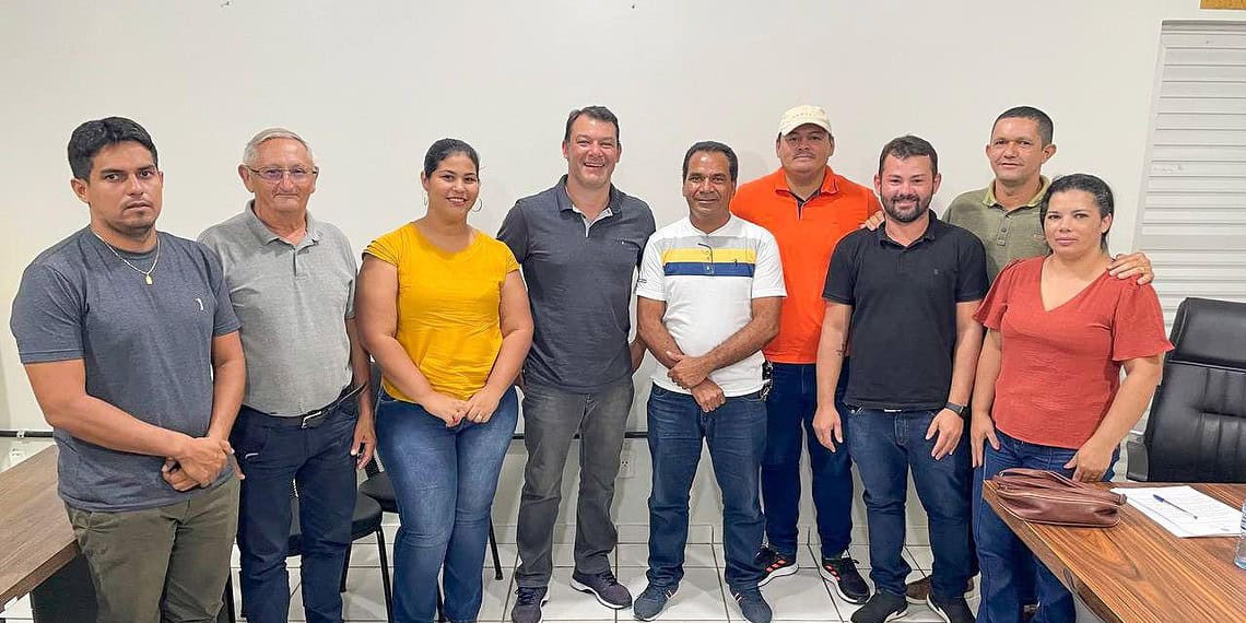 Em Mâncio Lima e Rodrigues Alves, Roberto Duarte reafirma que fará um mandato voltado para os municípios