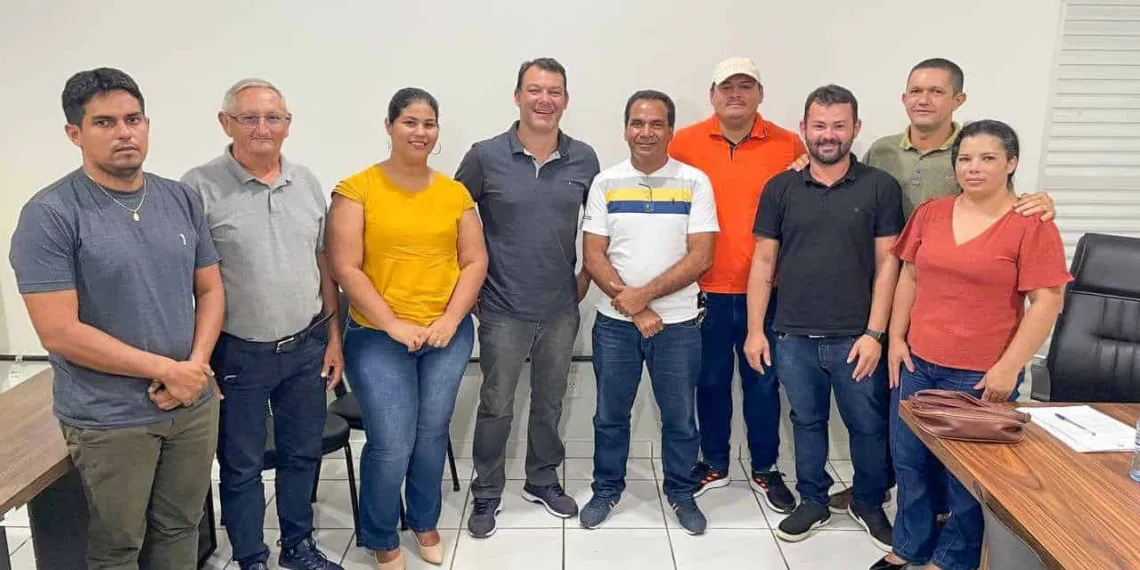 Em Mâncio Lima e Rodrigues Alves, Roberto Duarte reafirma que fará um mandato voltado para os municípios