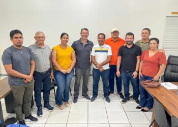 Em Mâncio Lima e Rodrigues Alves, Roberto Duarte reafirma que fará um mandato voltado para os municípios
