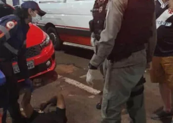 Família registra BO e pede providências após morte de jovem em frente a uma pizzaria de Rio Branco