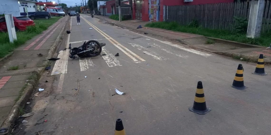 Jovem morre e outro fica ferido após acidente