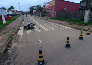 Jovem morre e outro fica ferido após acidente