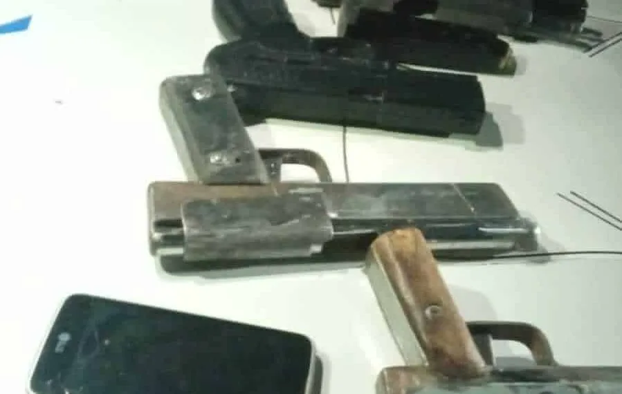 Grupo suspeito de invadir casa de policial militar é preso quando tentava sair do Bujari