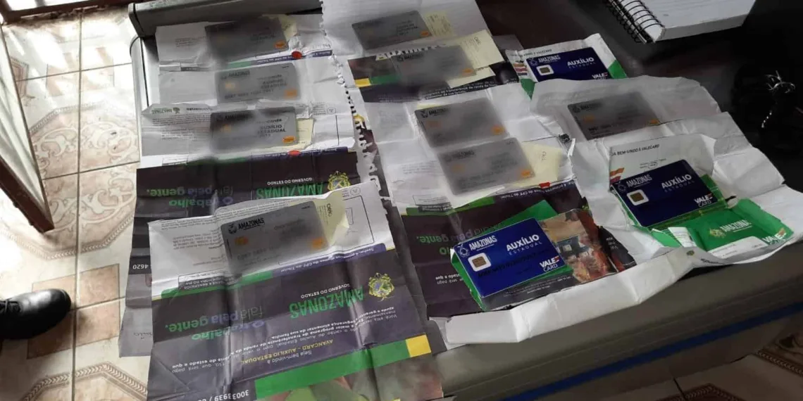 PF de Cruzeiro do Sul cumpre mandados contra comerciantes que se apropriavam de cartões de benefícios no AM