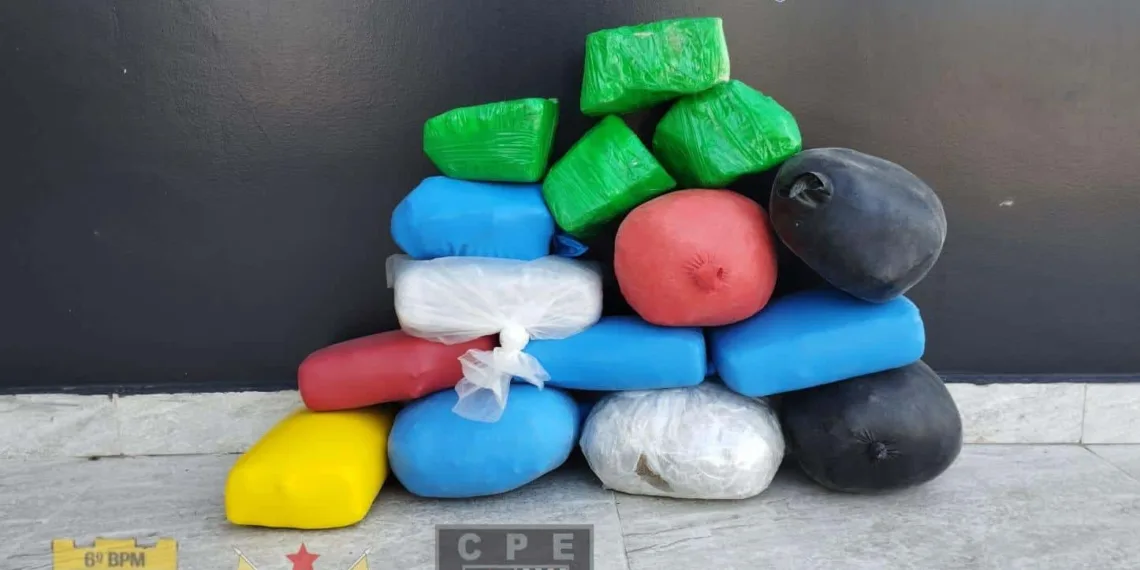 Homem é preso com 15 de drogas durante abordagem da polícia no interior do Acre