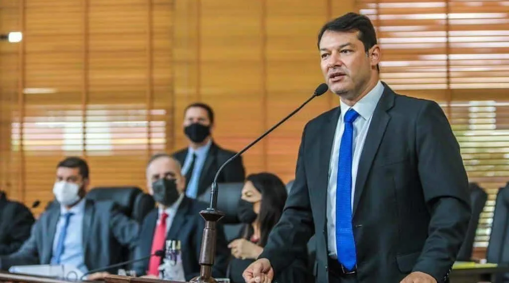 Roberto Duarte critica falta de manutenção da BR-364 e afirma que em Brasília vai cobrar intensamente melhorias pela estrada