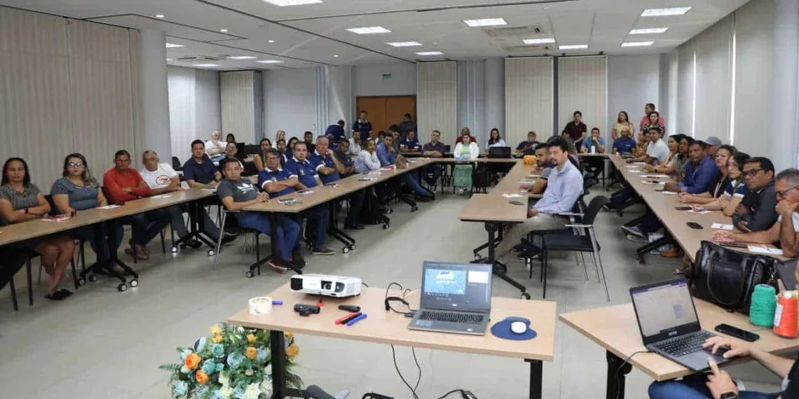 Encontro Estadual do Líder reúne lideranças de três regionais acreanas na capital