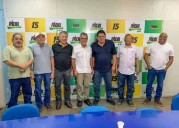 Em aliança histórica, Jorge Viana, Flaviano Melo e Executiva do MDB no Acre manifestam apoio a Lula