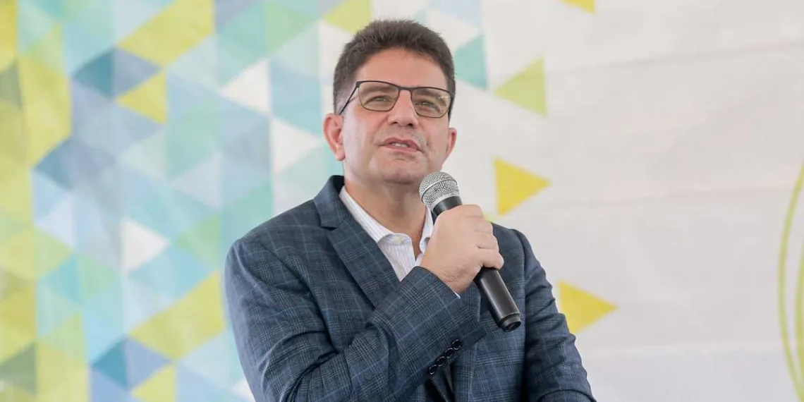 Após vitória de Lula, Gladson Cameli emite nota e diz que está pronto para trabalhar em 'harmonia'