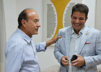 Gladson e Bocalom voltam a se encontrar após eleição e dizem que 'divergências' estão superadas: 'o que passou, passou!'