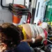 motociclista fica ferido após bater moto em carro na capital