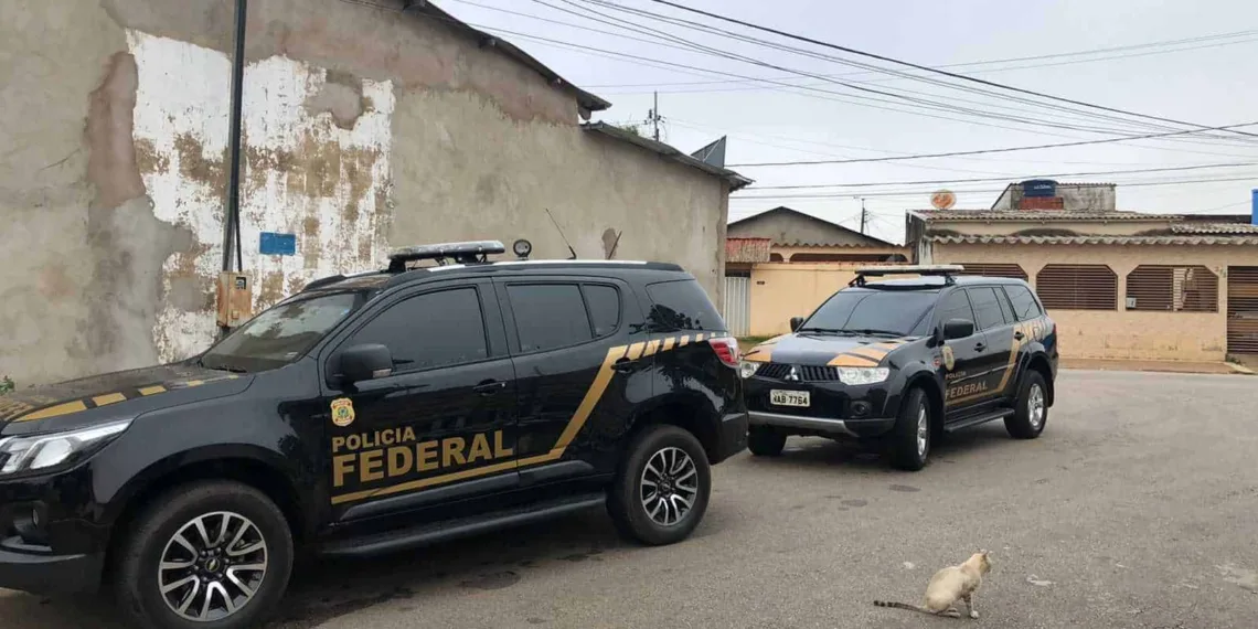PF faz operação contra organização criminosa suspeita de lavagem de dinheiro do tráfico no Acre