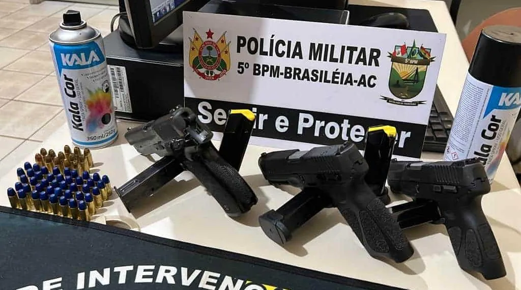 Polícia Militar prende mulher e apreende três pistolas, carregadores e munições em Brasileia